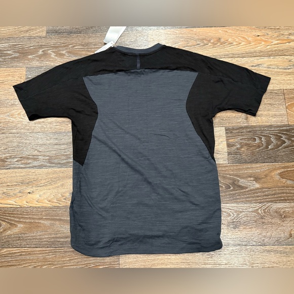 Adidas Men’s Training T-Shirt - Picture 2 of 4